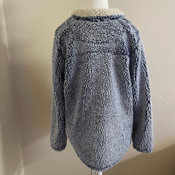 Green Tea pullover, Size Large, Color: Blue & Off White - Picture 2 of 3